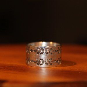 Leafy Sterling Silver Band Ring